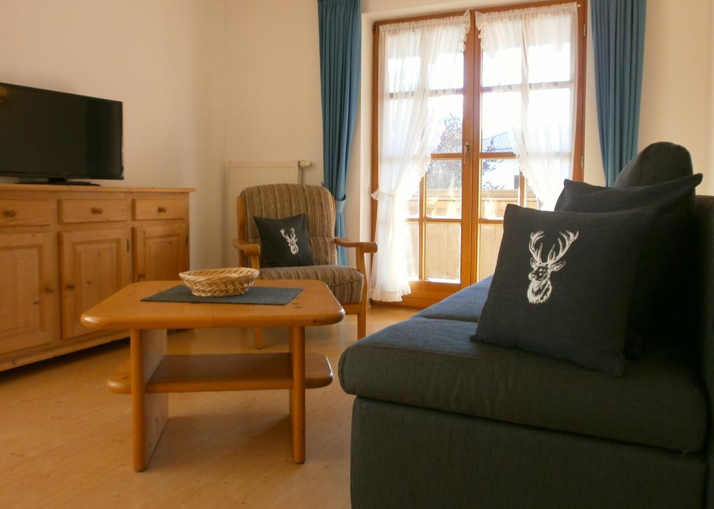 Alpenresidenz Chiemgau Apartment Schleching Room photo
